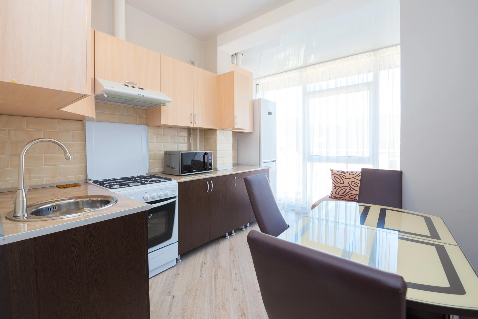 Жилые помещения Аллес, Сьянова д. 16