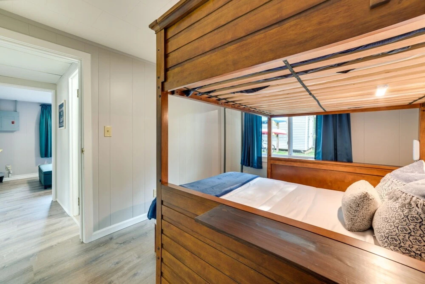 Houghton Lake Family Cottage w/ Game Room!