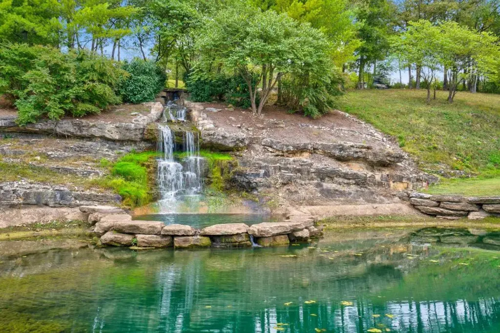 Stonebridge Village - Reeds Spring