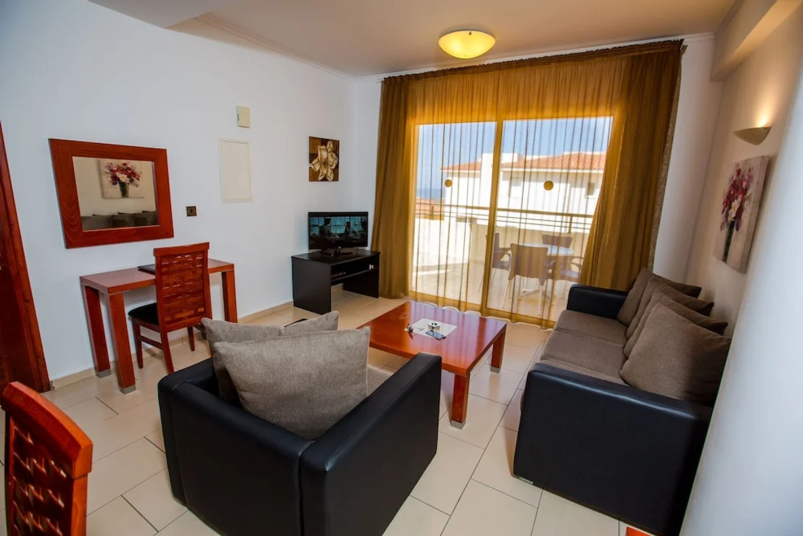 Sanders Seaview Paphos