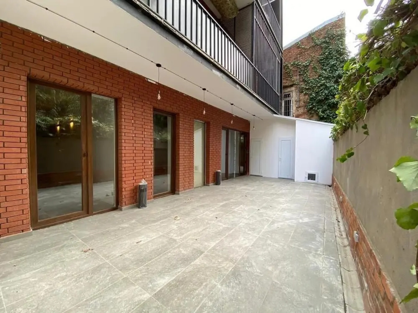 Отель The Tbilisi Pod