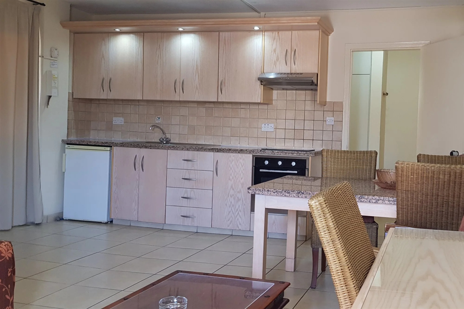 Senator Hotel Apartments - Adults Only