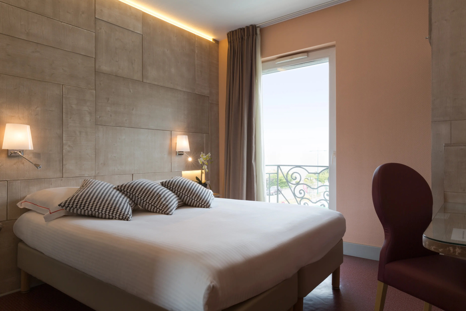 The Originals City, Hôtel Alizéa