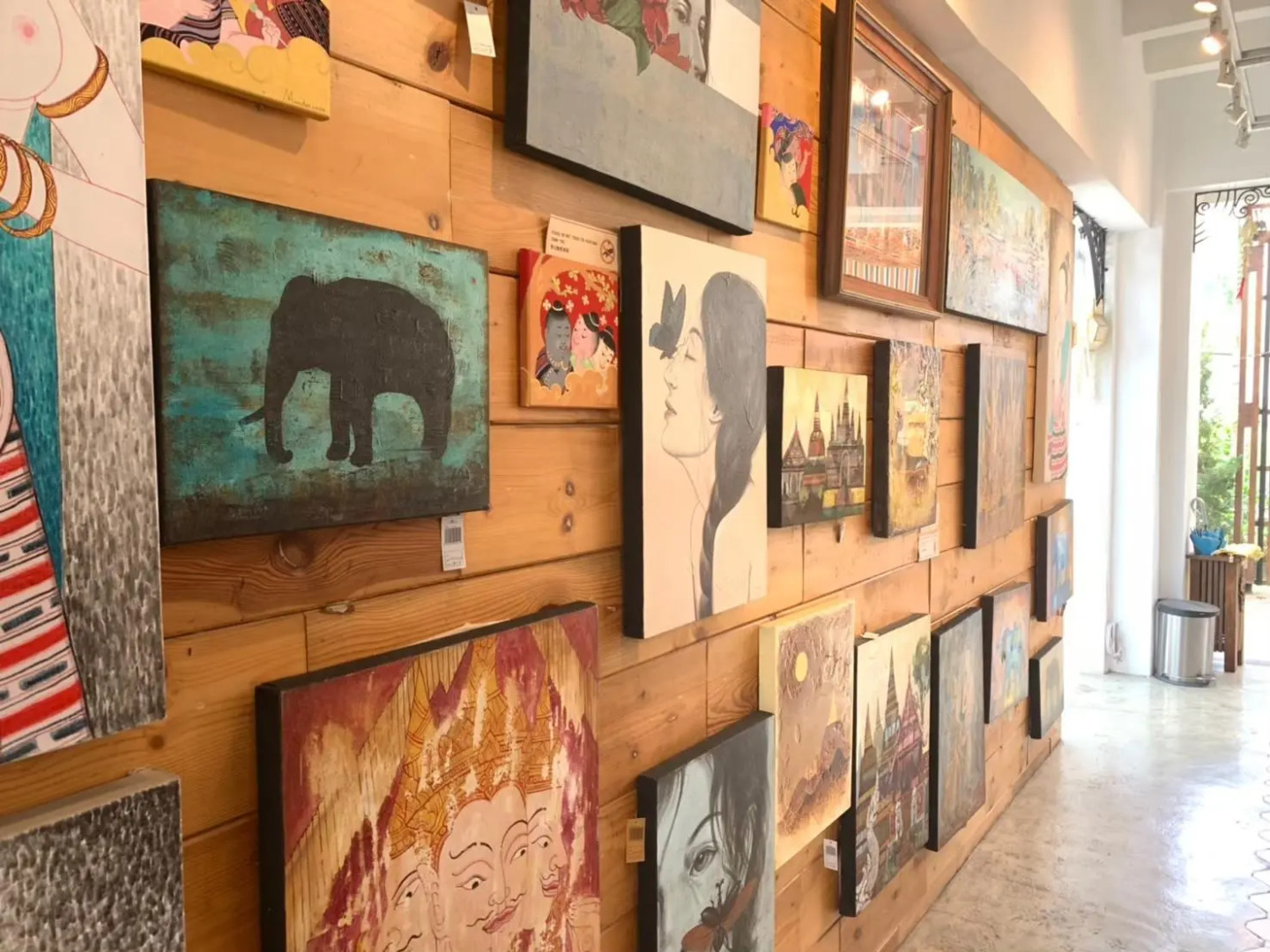 Heuan Pak Dee Hostel at Gallery