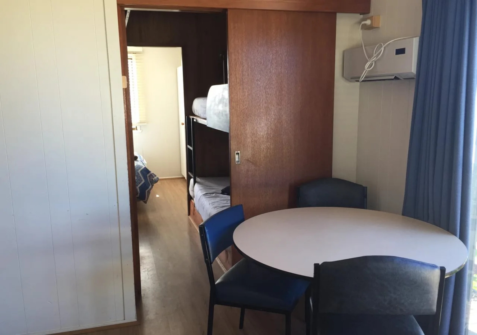 Hillcrest Tourist Park Cabin