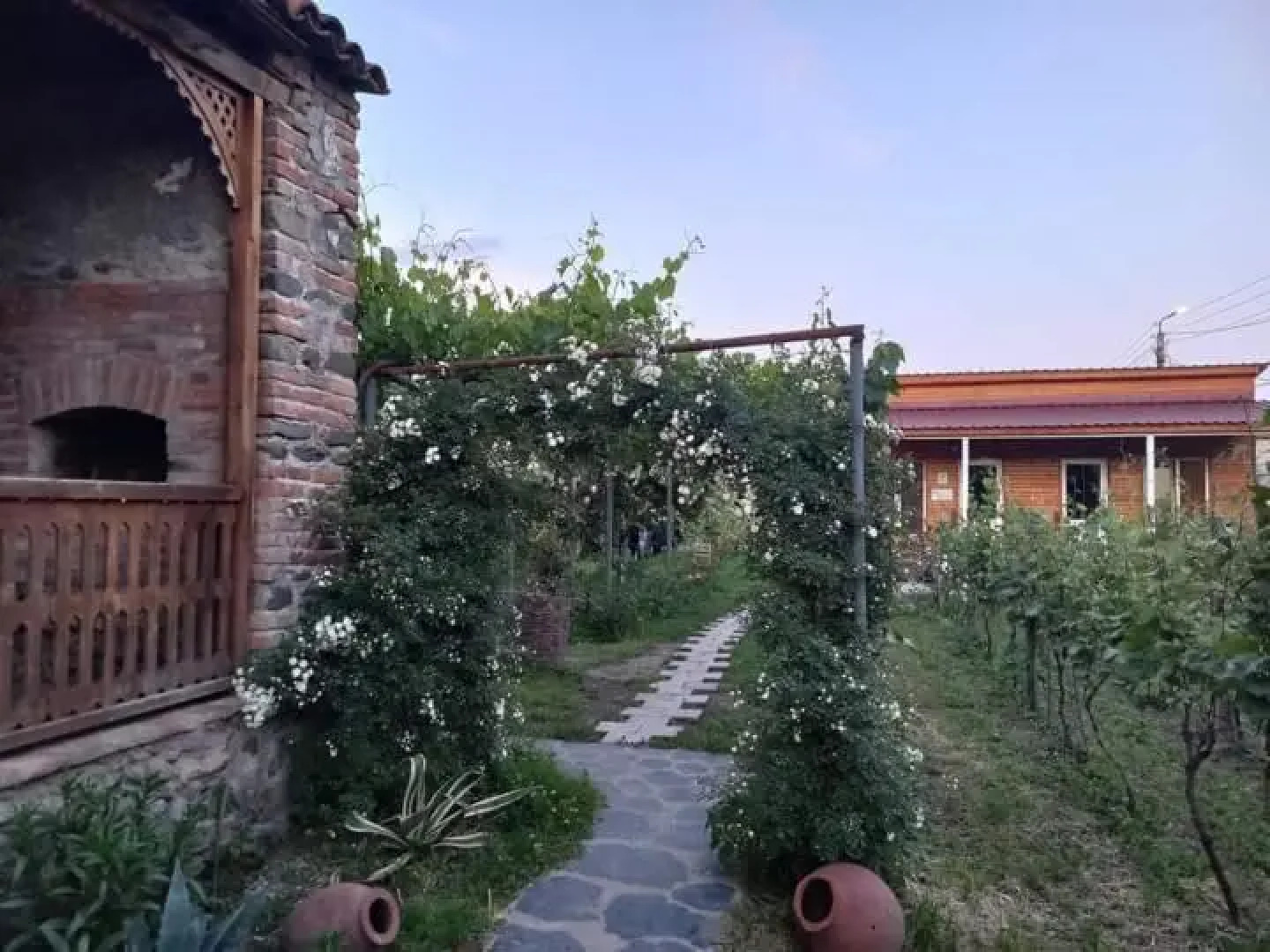 Cottage and Gigo Papa's Wine Cellar