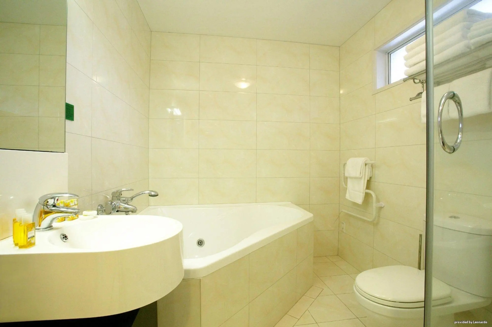 Best Western Newmarket Inn & Suites