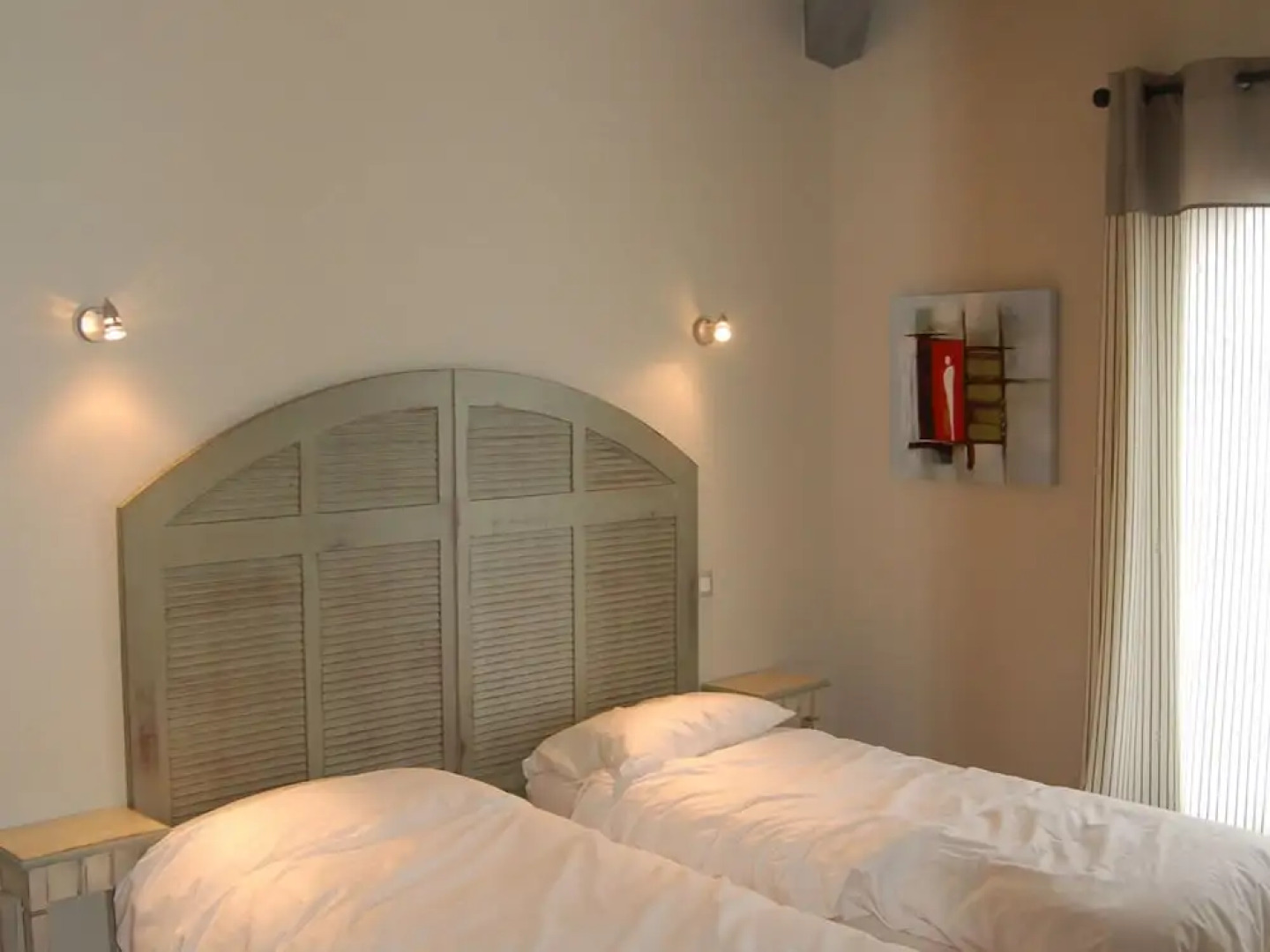 Neat Apartment With Dishwasher, in the Middle of Provence