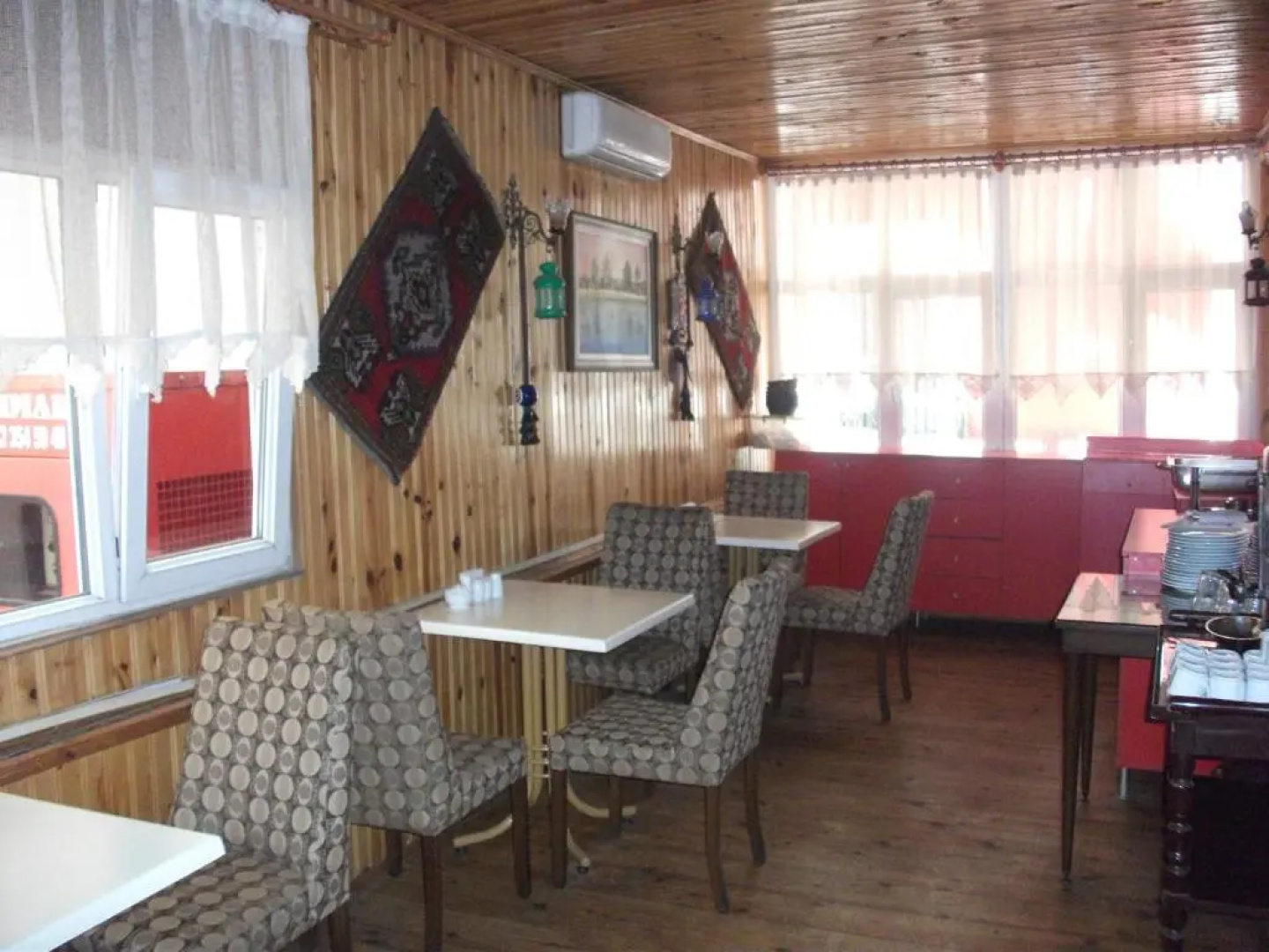 Tac Hotel