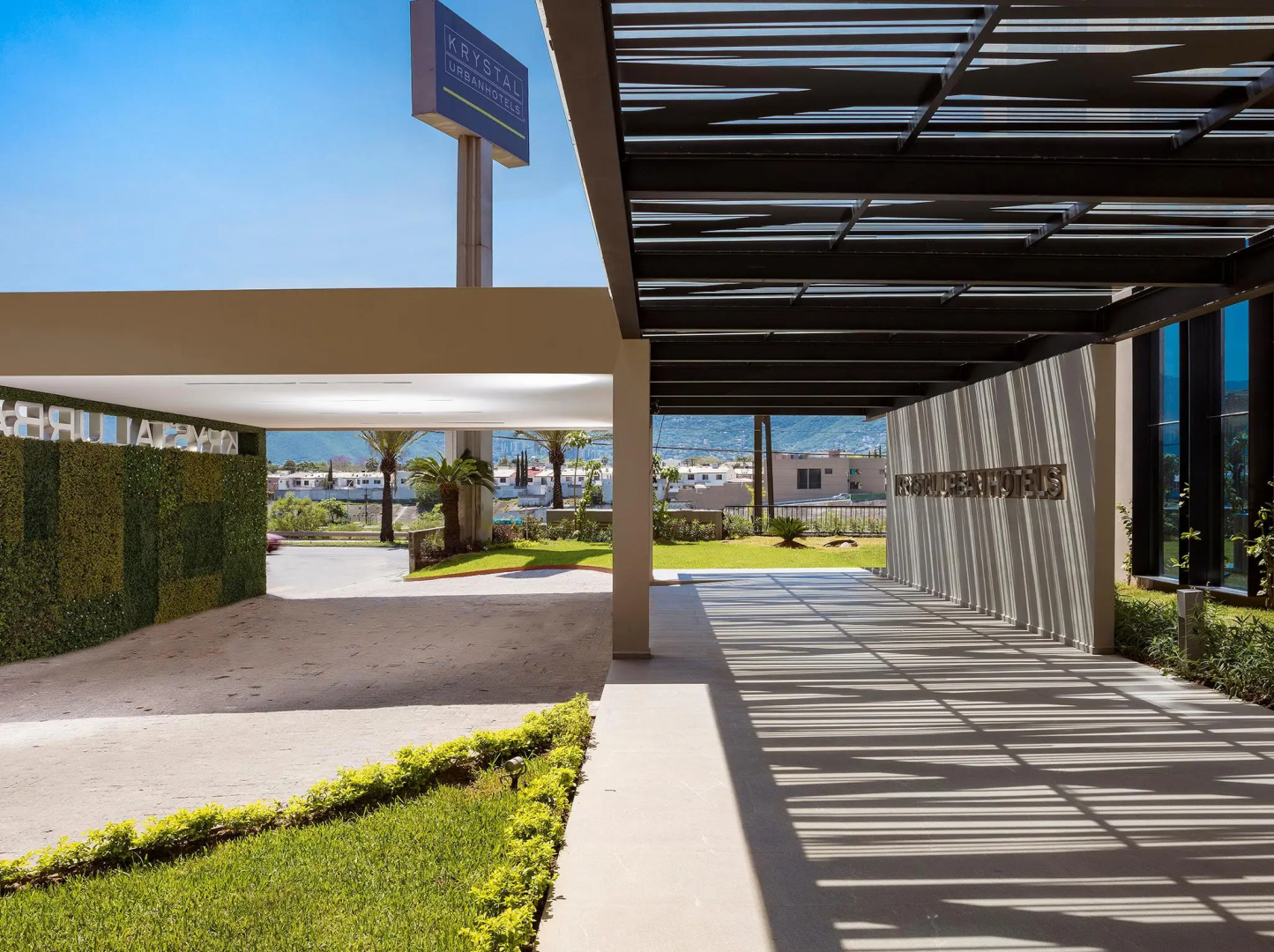 Krystal Urban Monterrey San Jerónimo