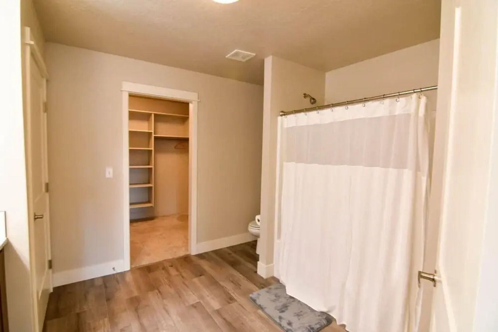 Maple Leaf Retreat by Casago Mccall - Donerightmanagement