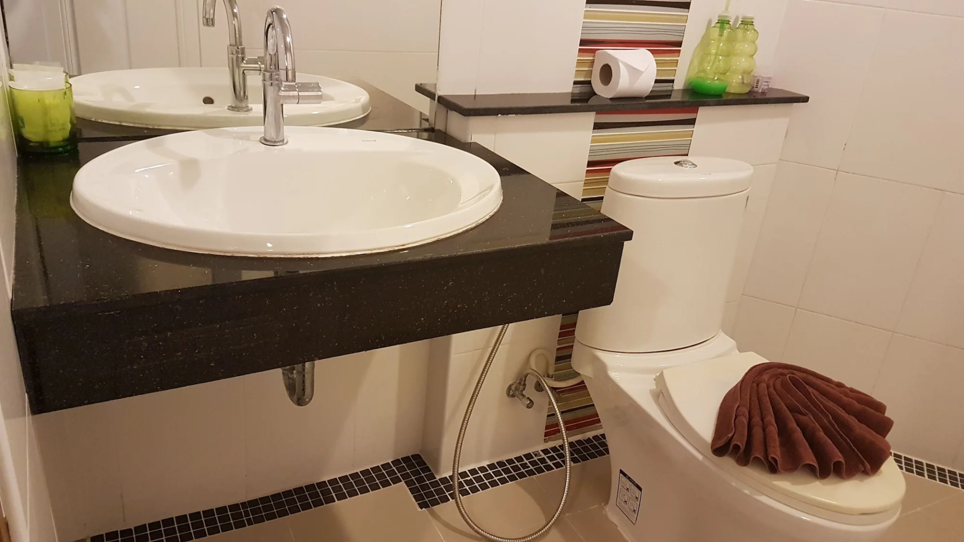 Green Harbor Hotel & Service Apartment