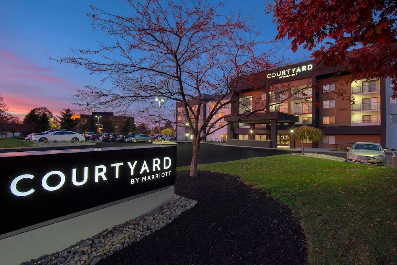 Courtyard by Marriott Cincinnati Airport