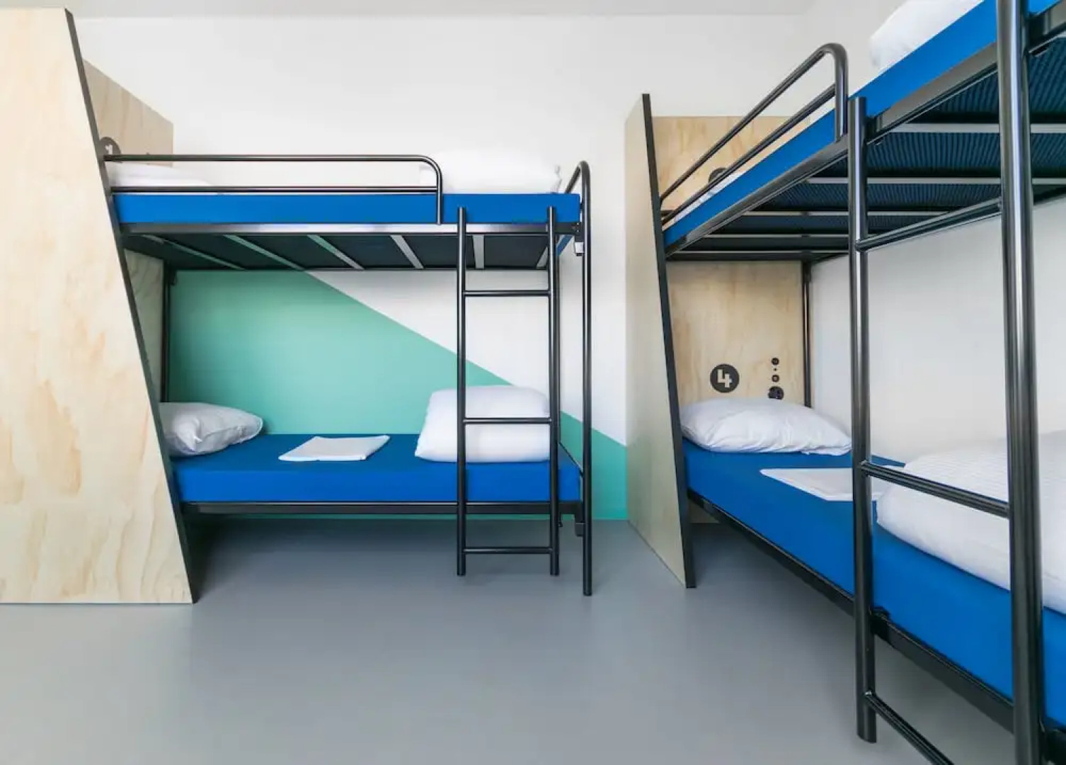 Via Amsterdam - Hostel