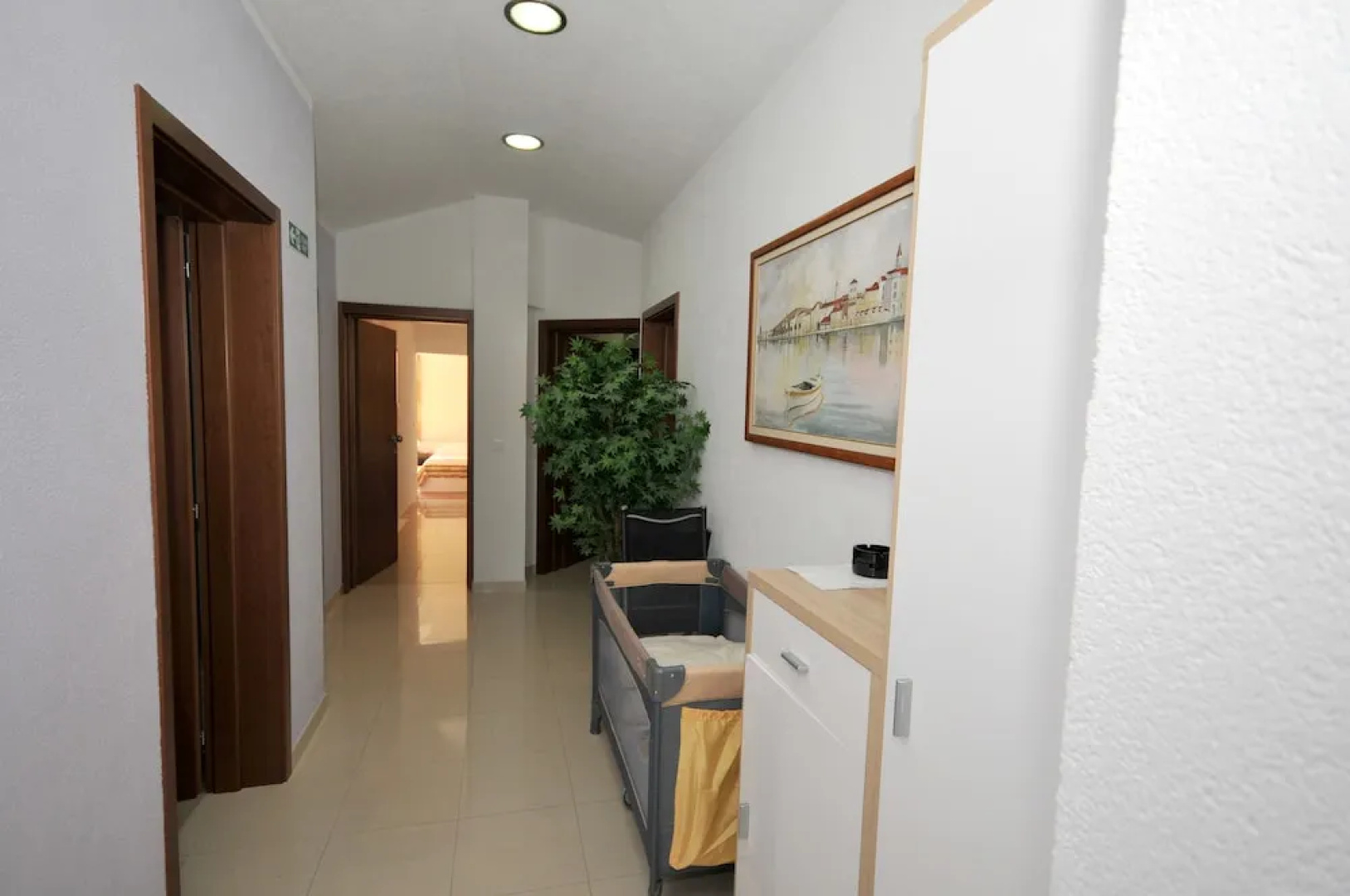 Apartments & Rooms Villa Maslina