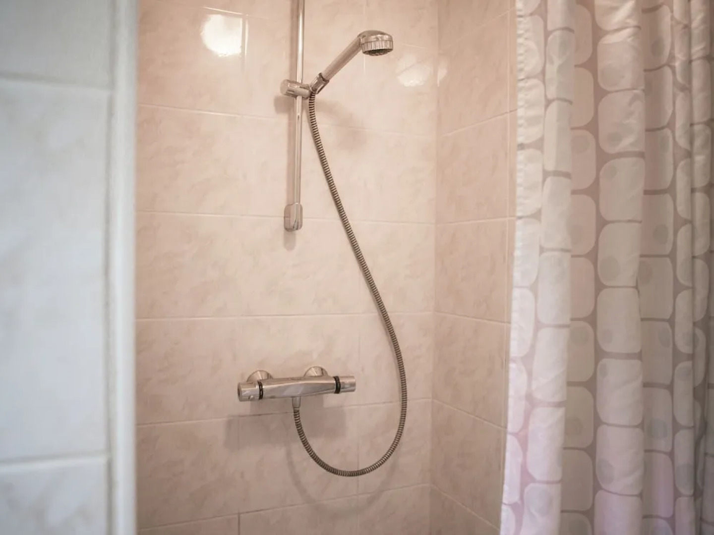 Spacious, Atmospheric Upper Floor of a Farmhouse With Garden