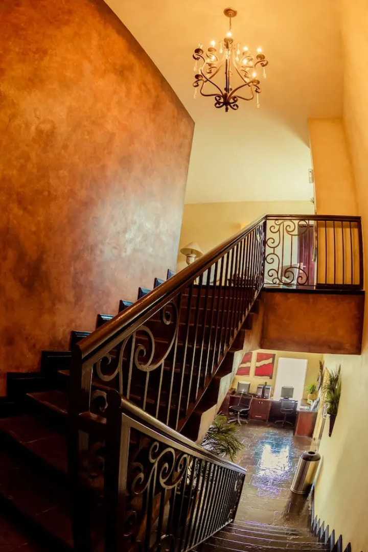 Barrokas Hotel & Suites