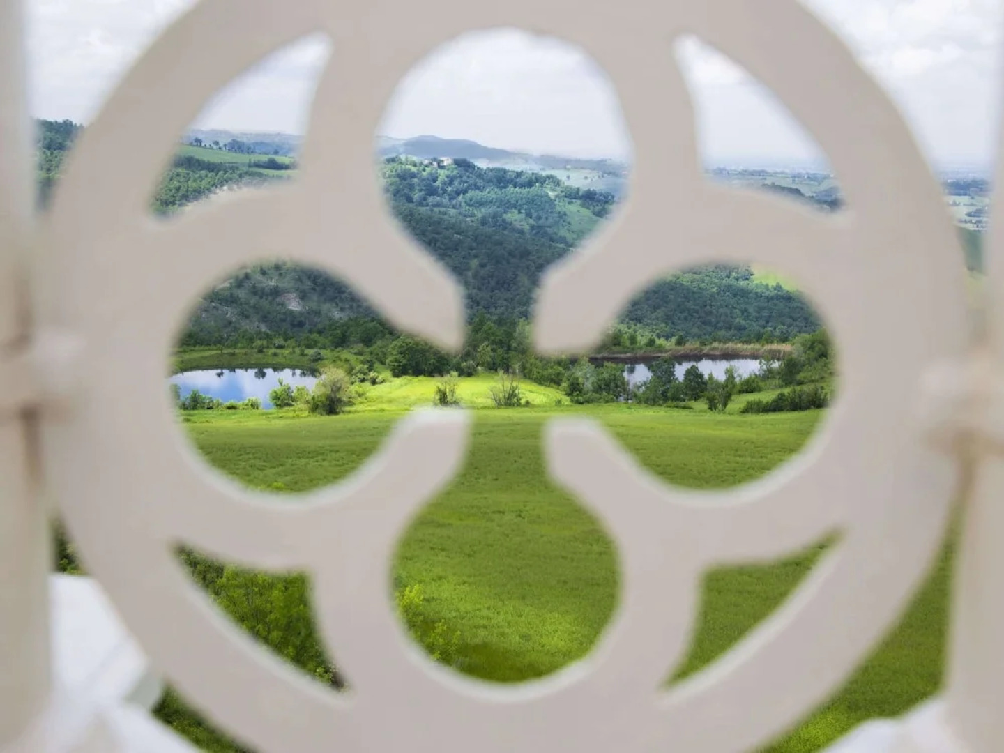 Apartment in a 19th Century Building, in the Hills With Stunning Views, Wifi