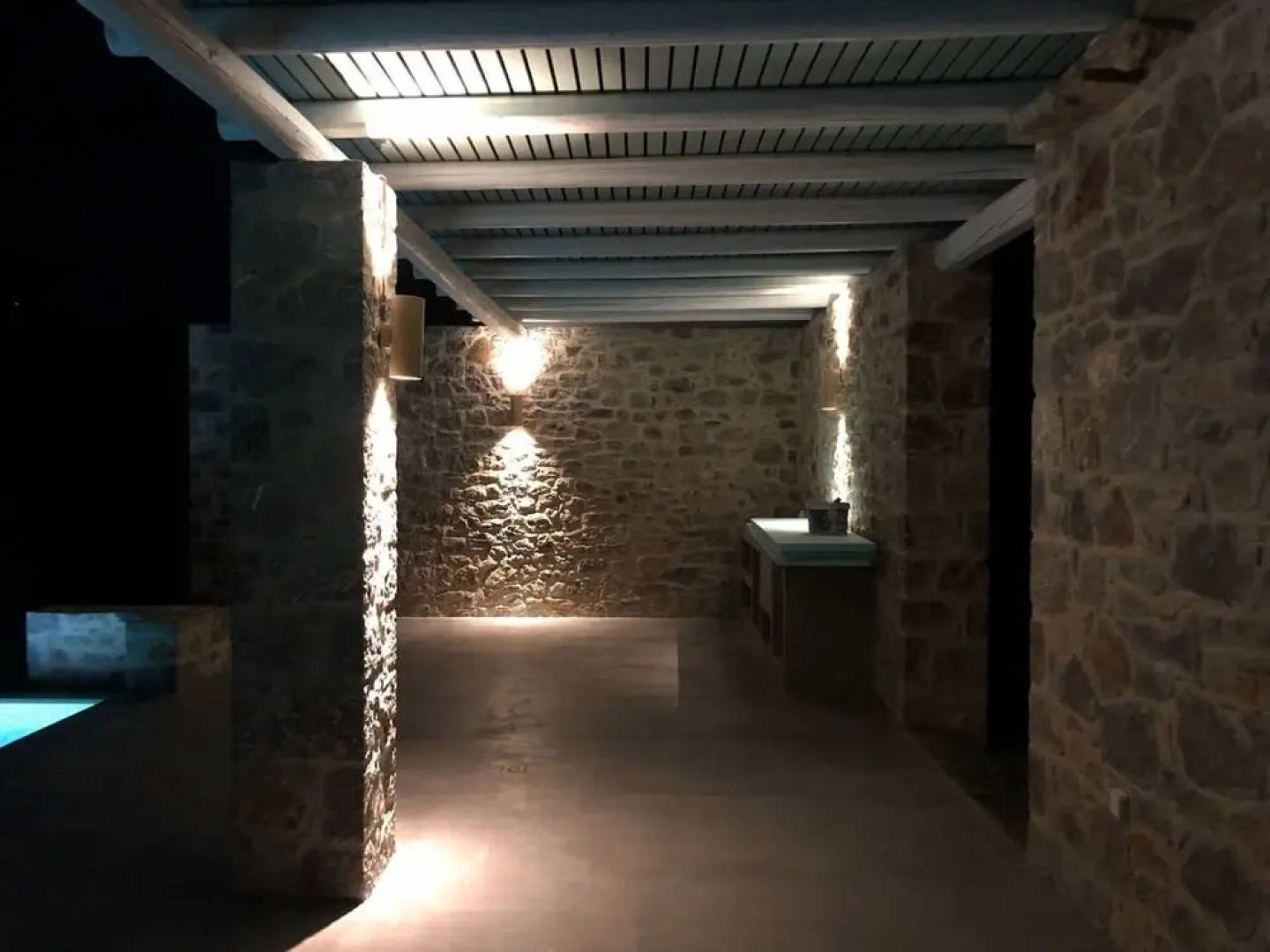 Villa Alati - Seafront Villa With Swimming Pool