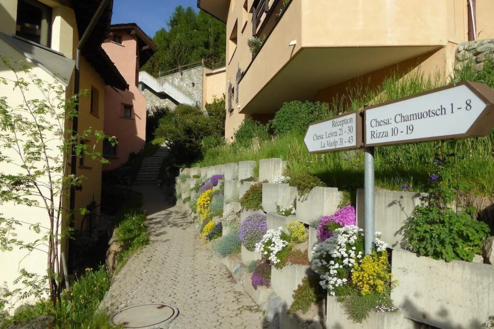 Aparthotel Chesa Bellaval