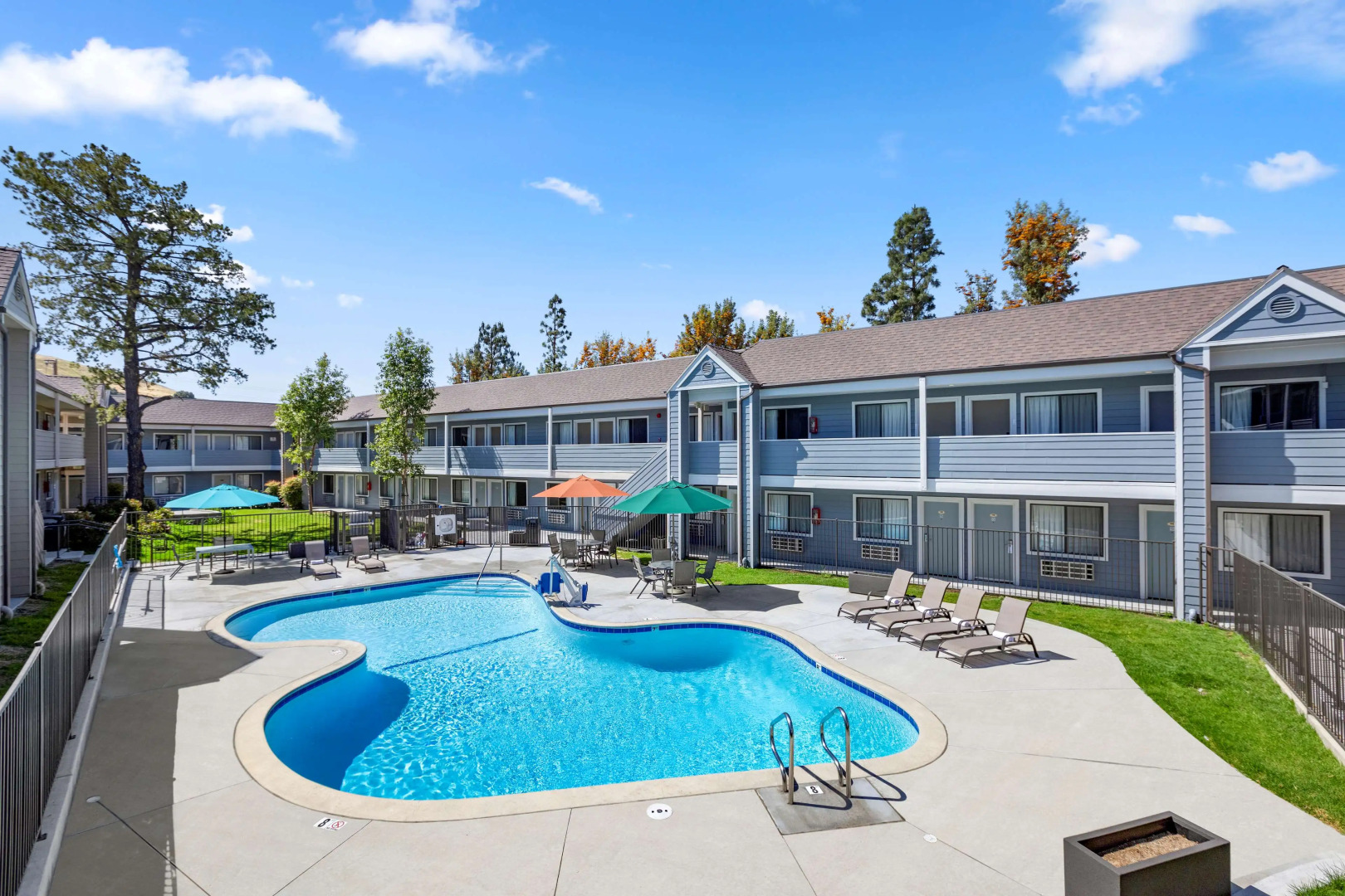 Good Nite Inn - Calabasas