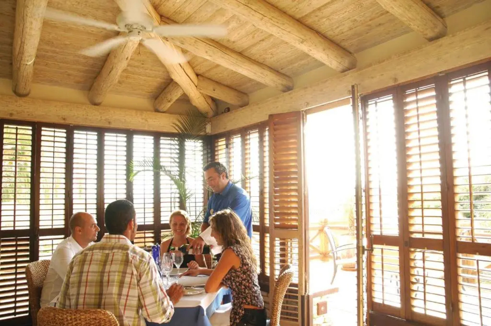 Desert Springs Apartment 355