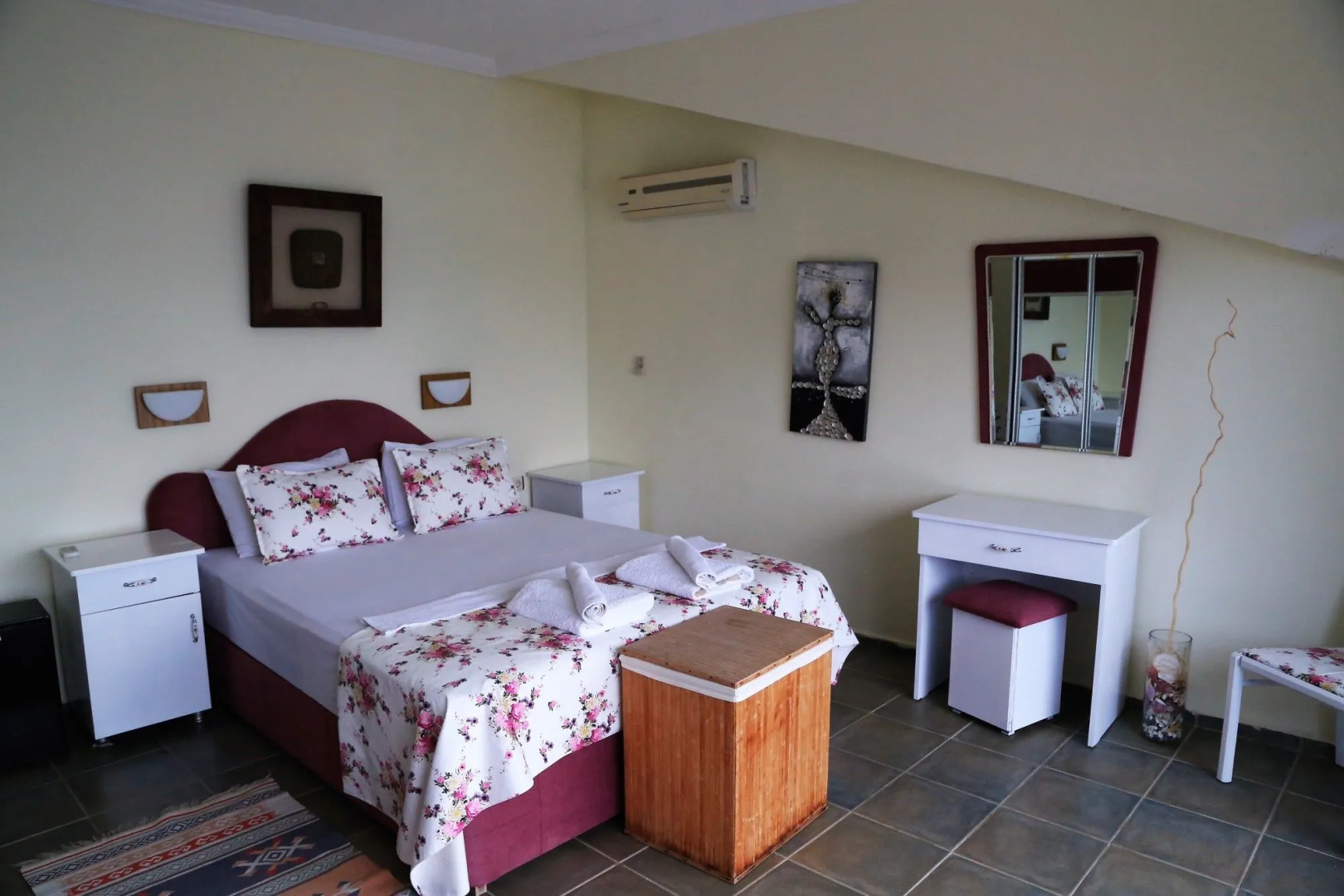 Dolphin Boutique Hotel