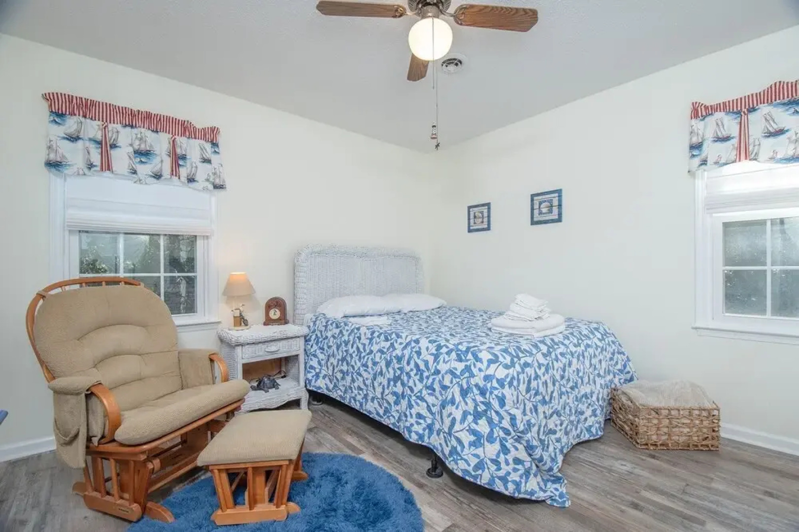 Close Enough 3 Bedroom Home by RedAwning