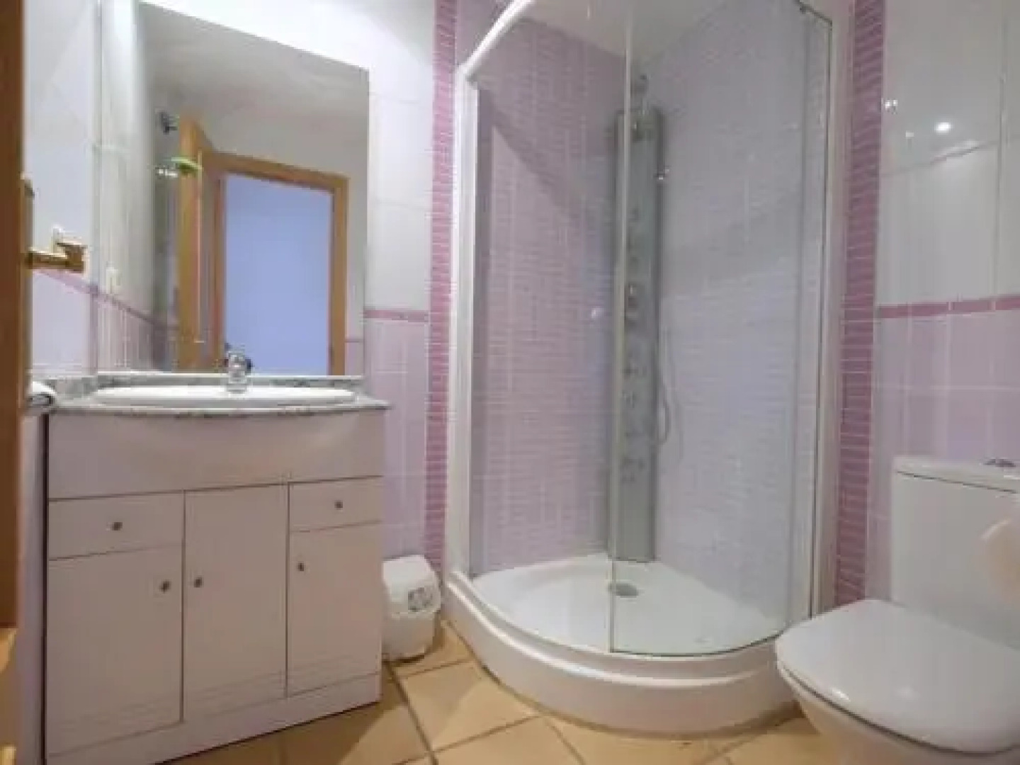 Golf Panoramica apartamento con piscinas , pistas de padel y tenis