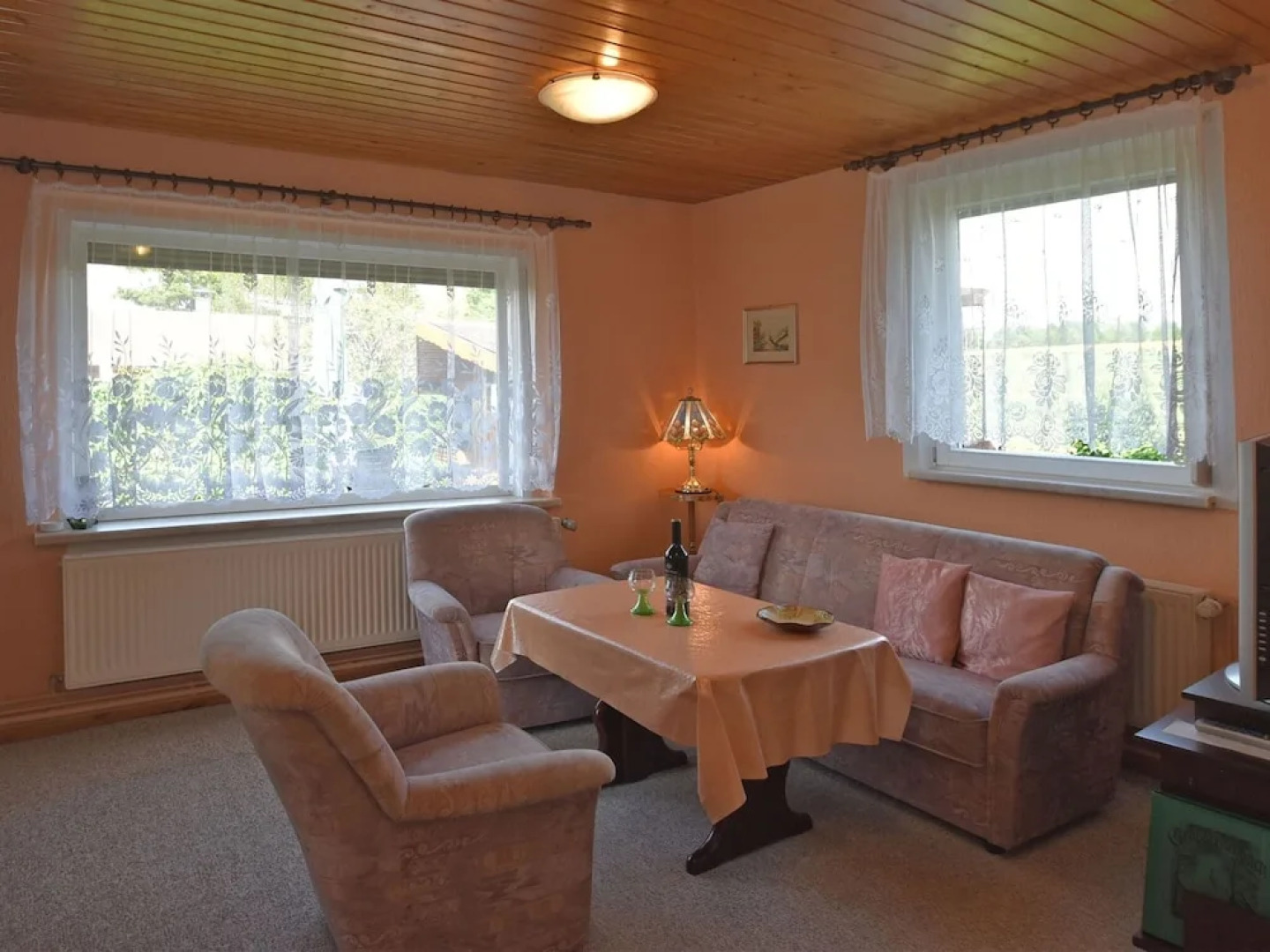 Cozy Holiday Home in Großbreitenbach near Schwarza Valley