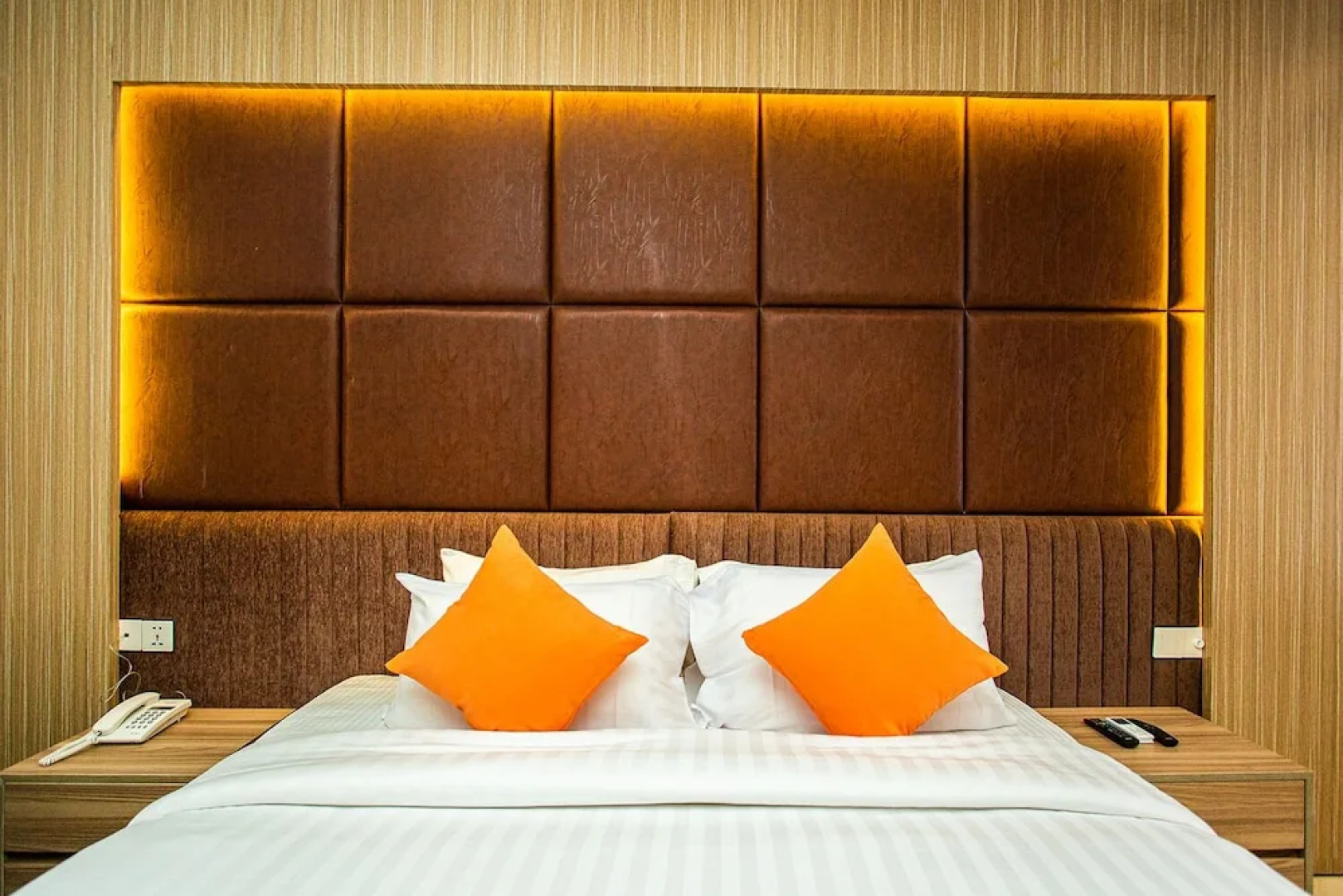 Royal Raj Hotel & Condominium