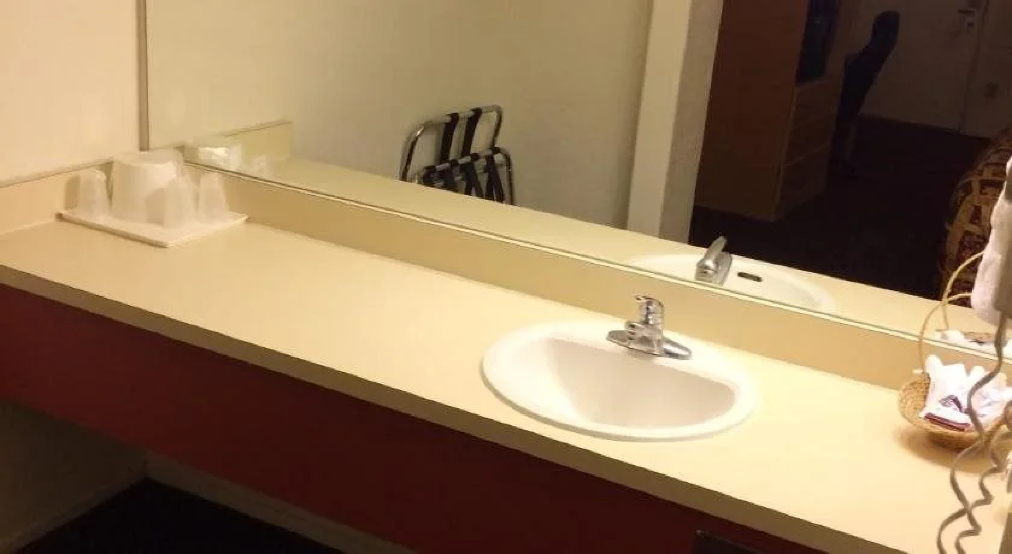 Value Inn & Suites