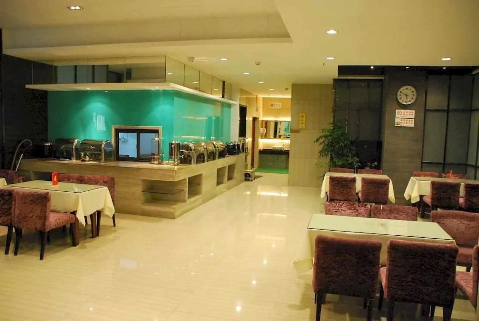 Sunflower Hotel