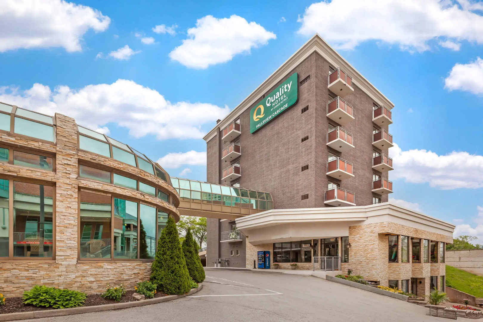 Quality Hotel Fallsview Cascade