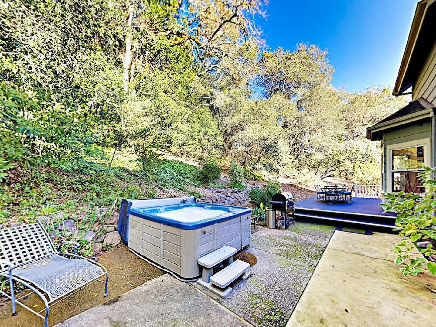 Quiet Wine Country Home Home