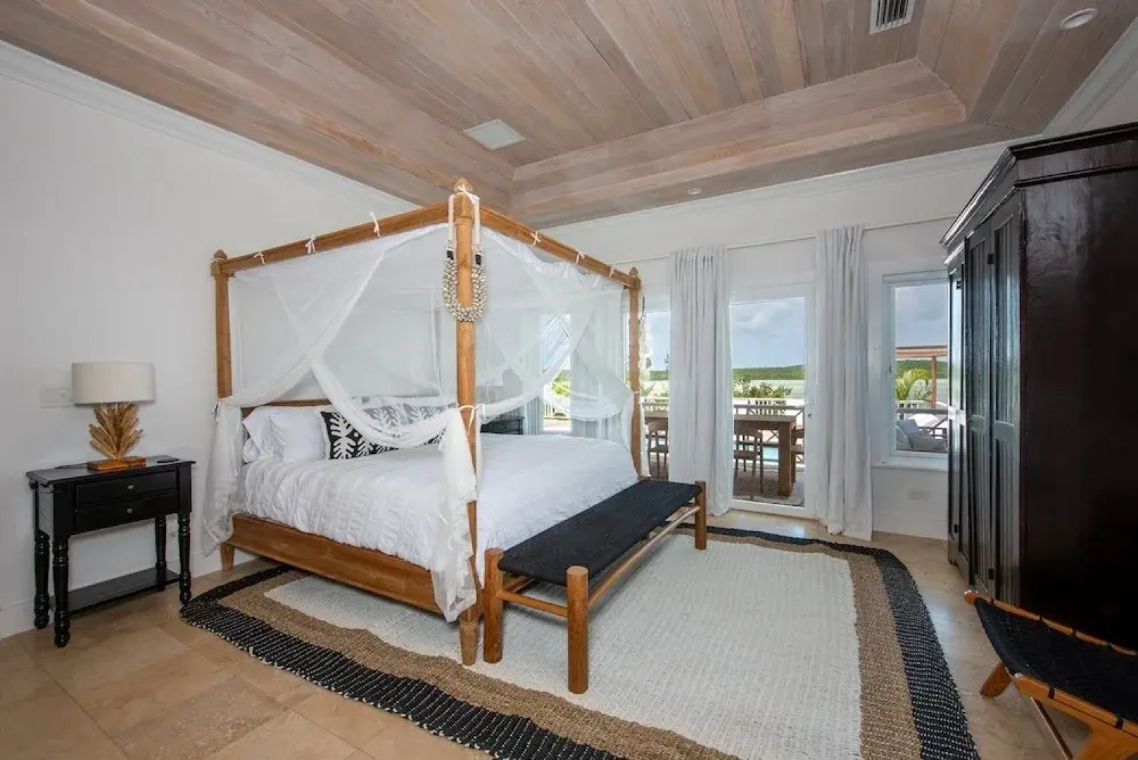 Turtle Pointe - Lux New Windermere Home W/pool, Boat Dock, Beach 3 Bedroom Home