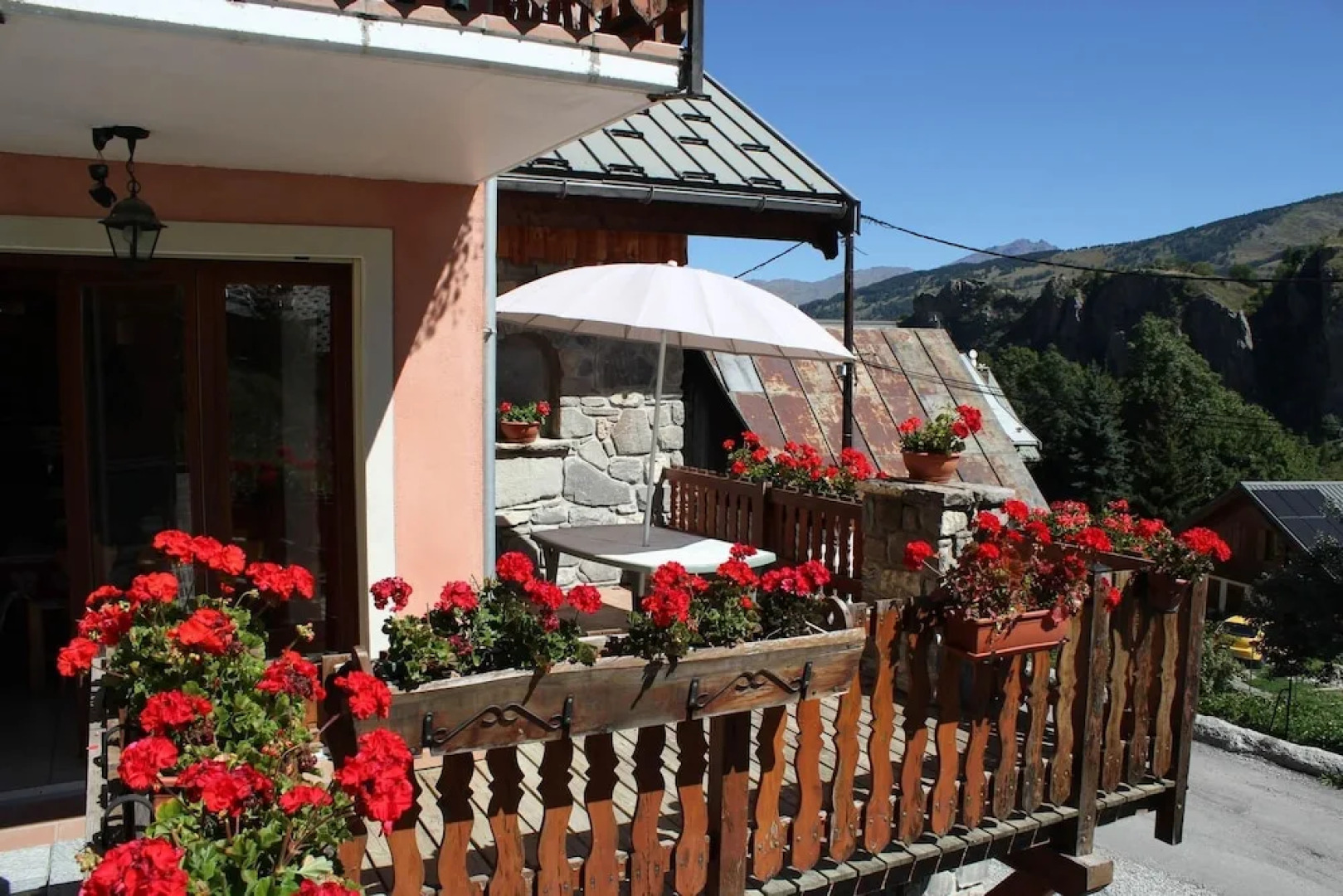Chalet LES Ancolies - Primevere : 4 Pièces 6 Personnes / 4 Rooms 6 People