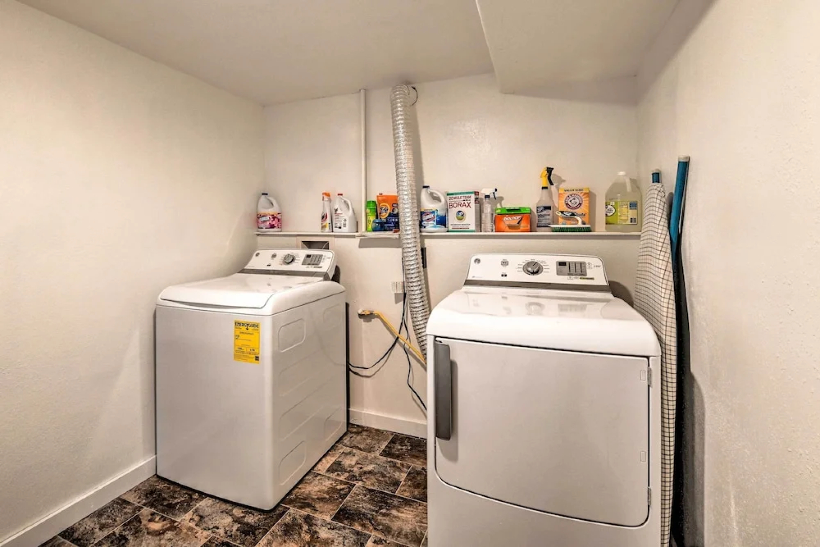 Soldotna Home Near Kenai River & Wildlife Refuge!