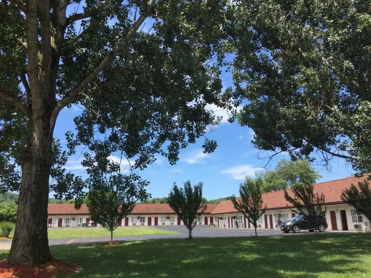 Red Carpet Inn and Suites Cooperstown