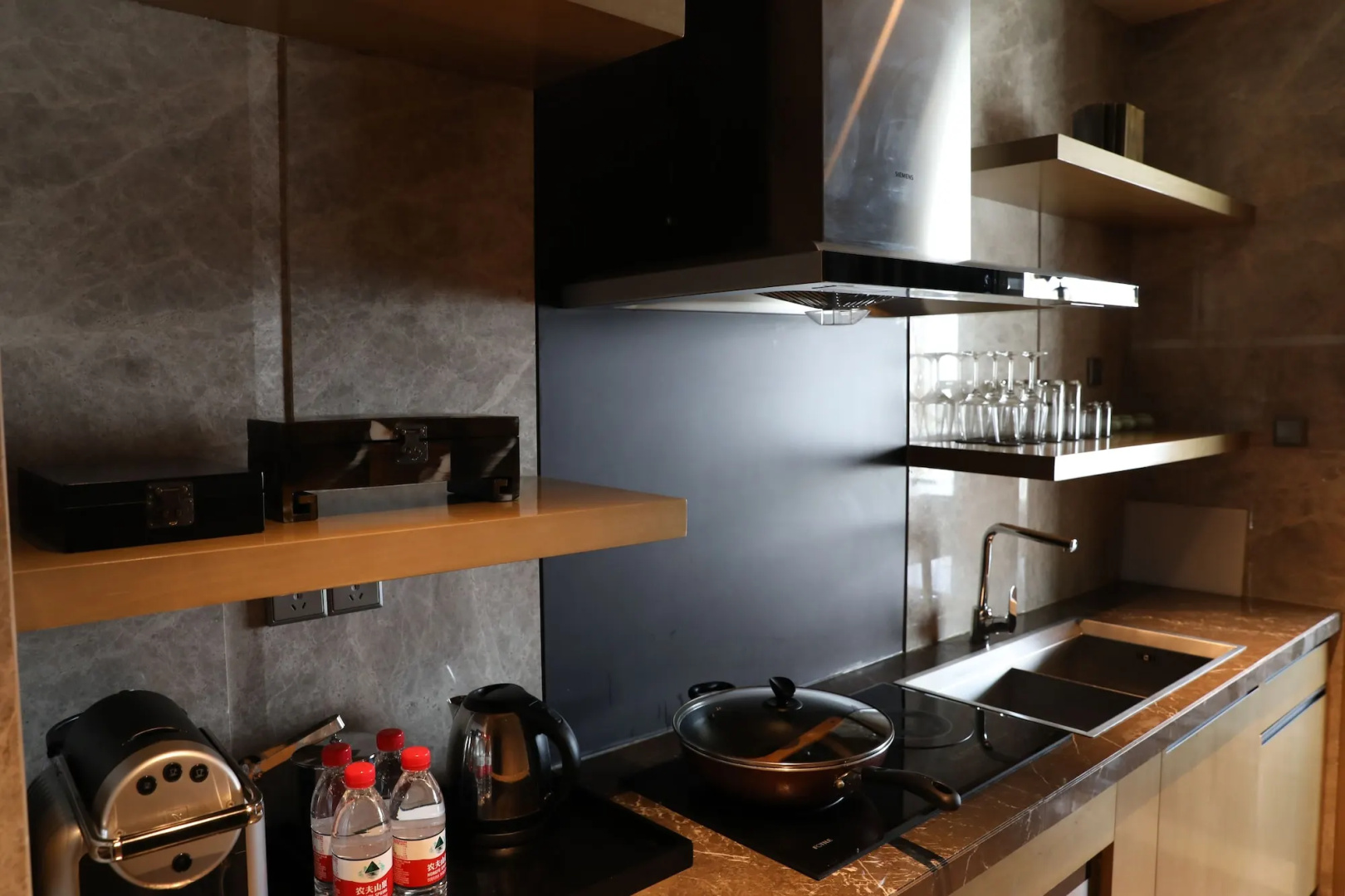 Отель Suning Galaxy International Hotel Wuxi