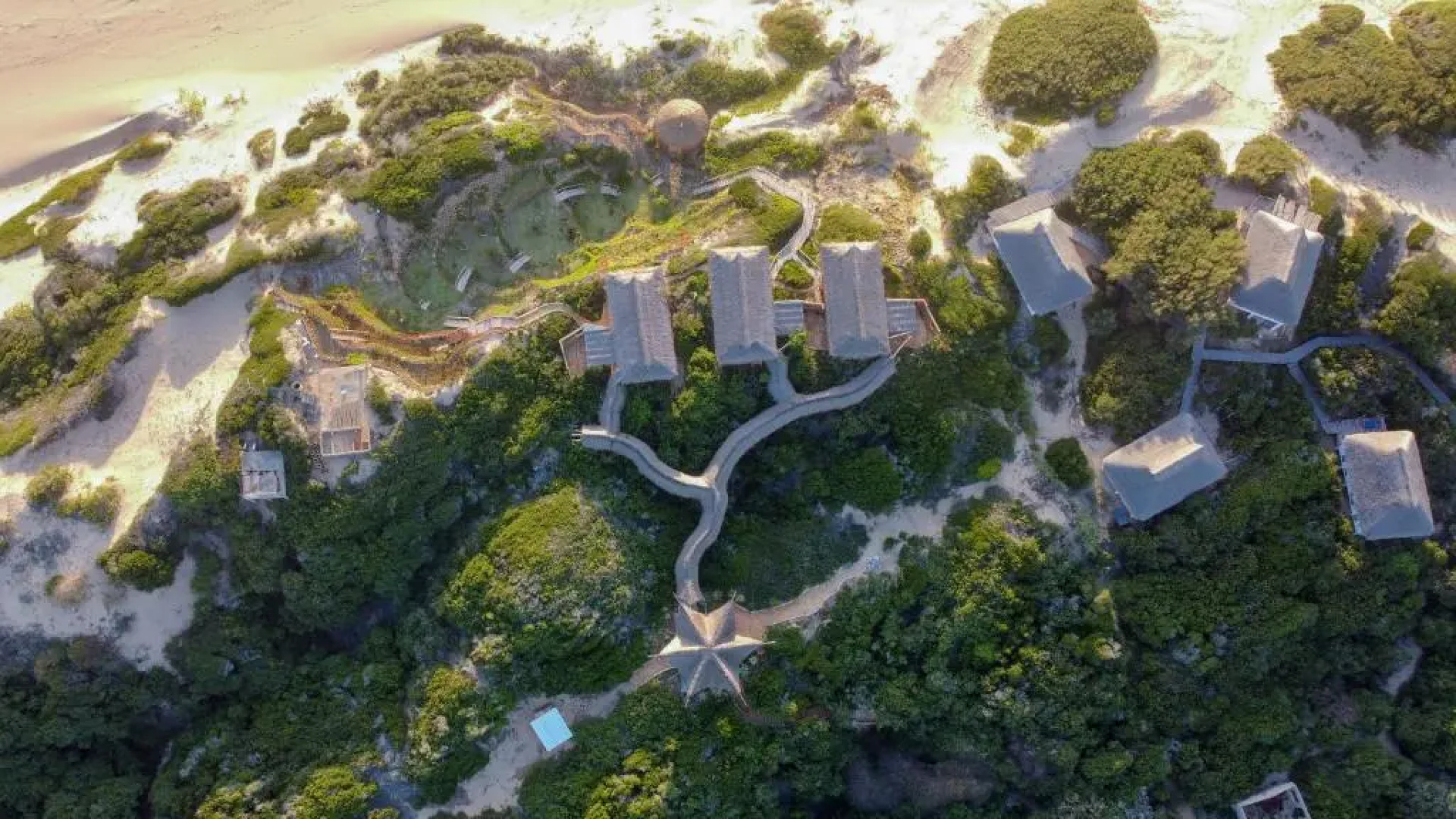Bela Flor Beach Front Apartments