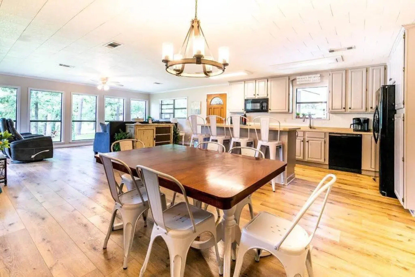 Eden Cove Toledo Bend 4 kayaks Mid-lake Sleeps 16