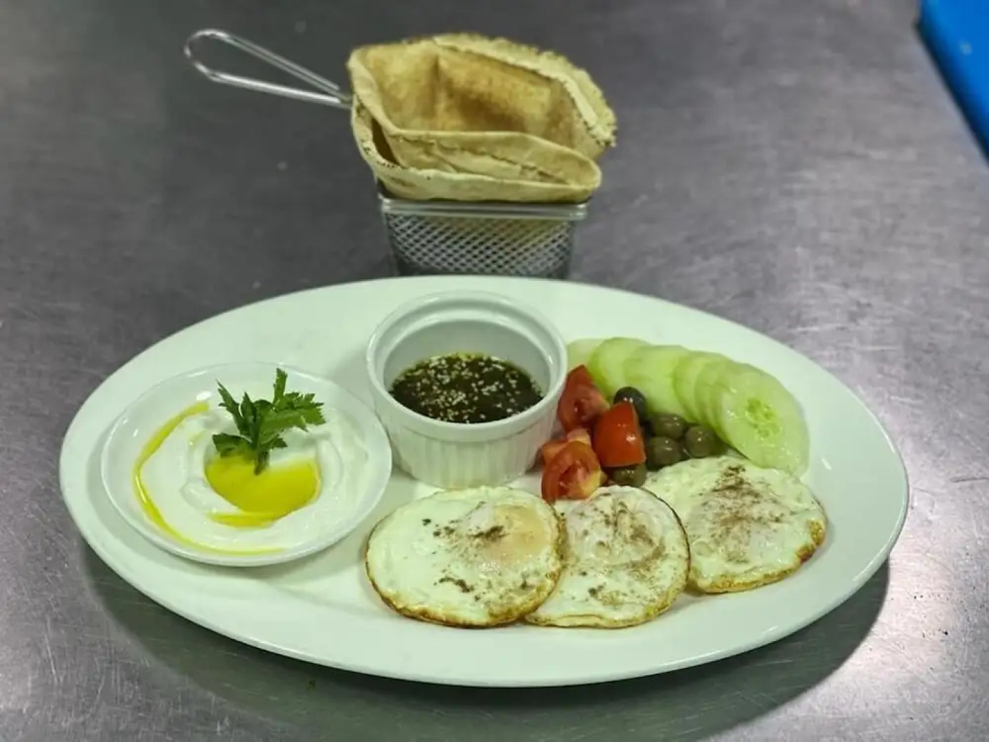 Kim Royal Hotel And Suites