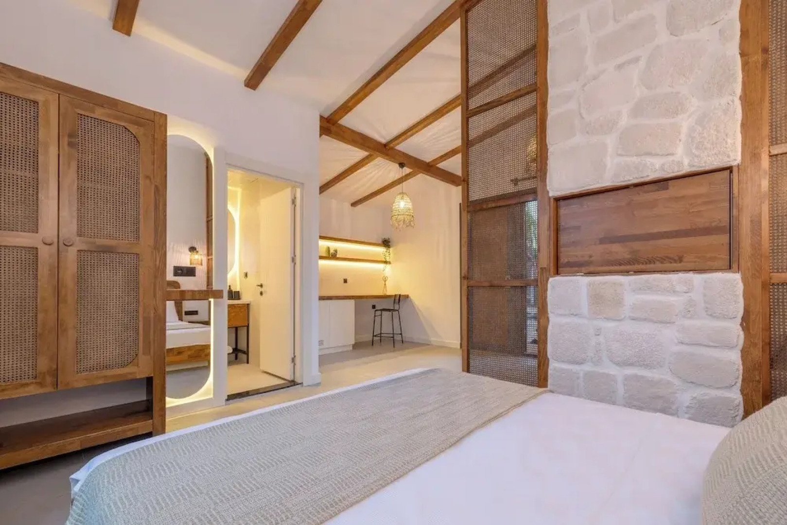 Rota Kilidonia Karaöz Suites&Villas