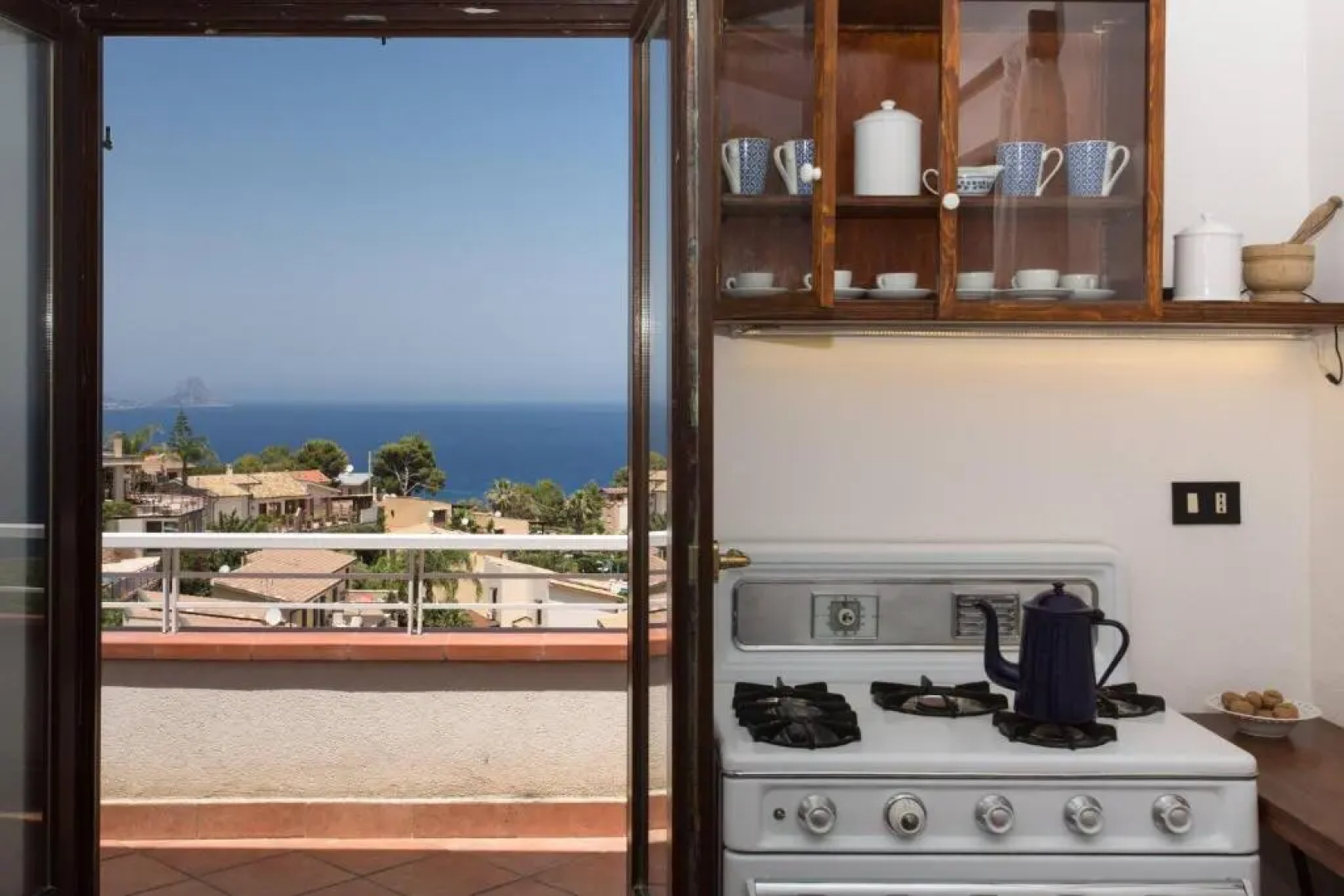 Villa By The Sea With Private Pool Near Palermo Num1