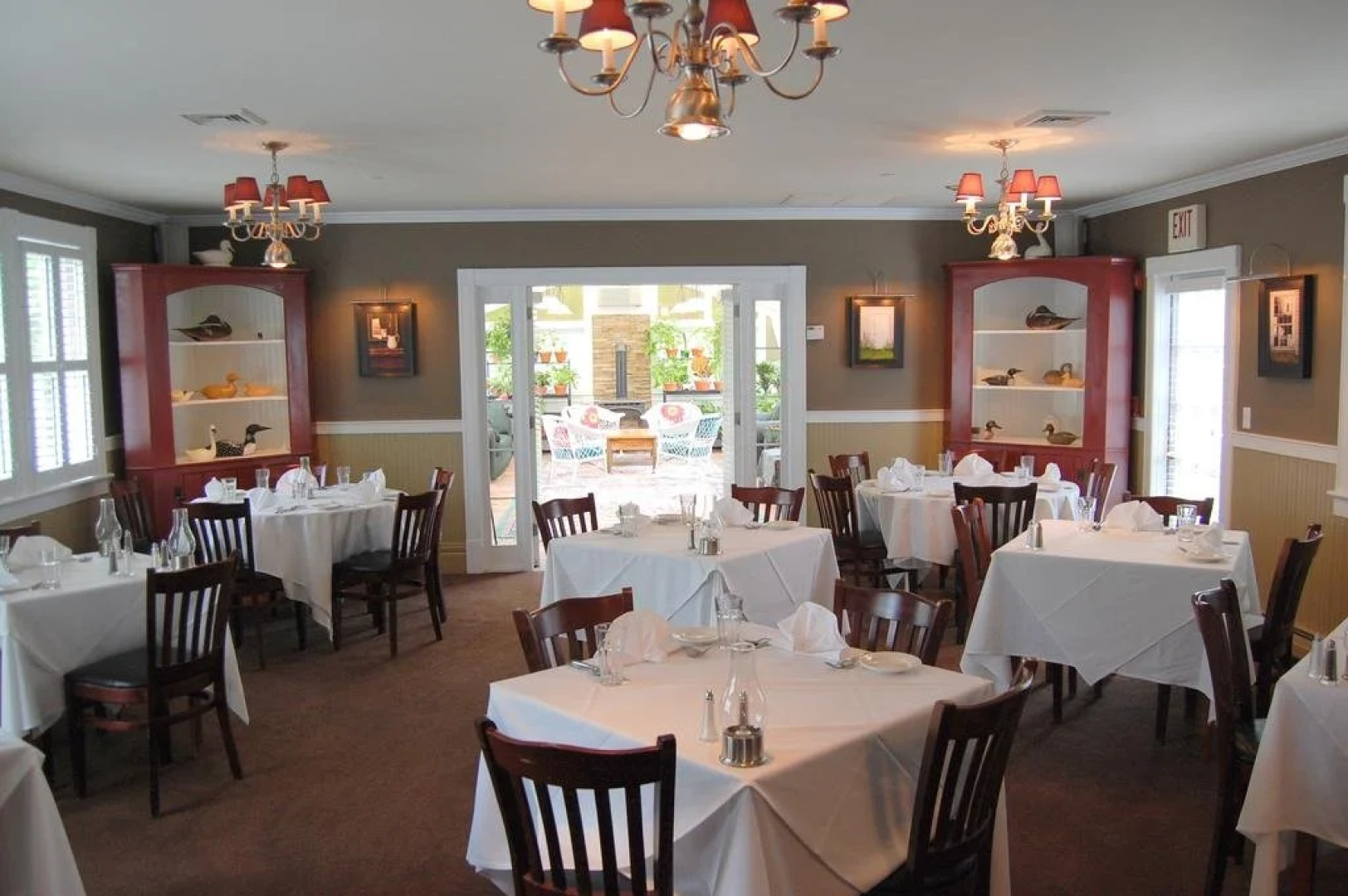 The North Hero House Inn & Restaurant