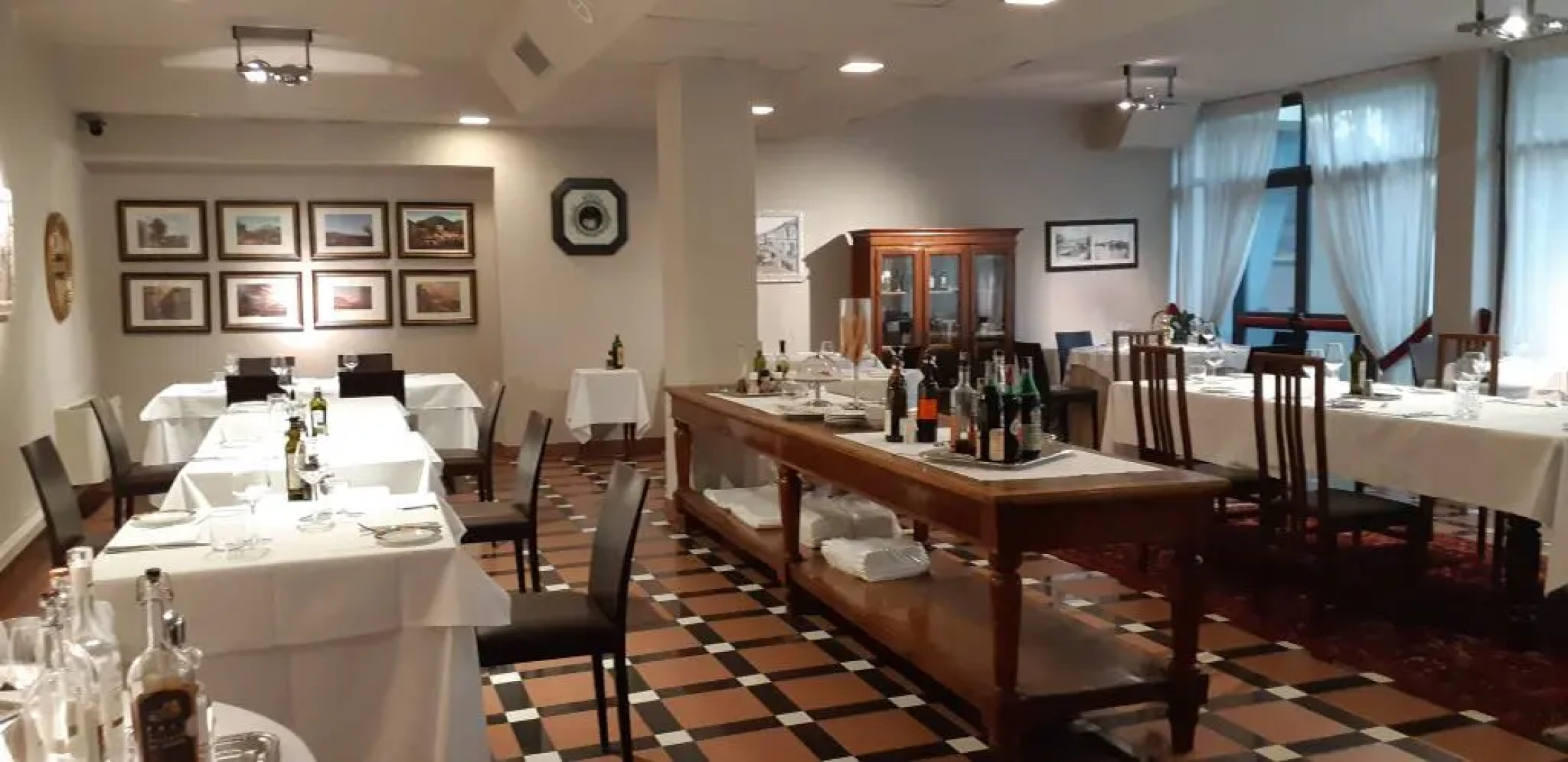 MajesticHouse Conference & Restaurant