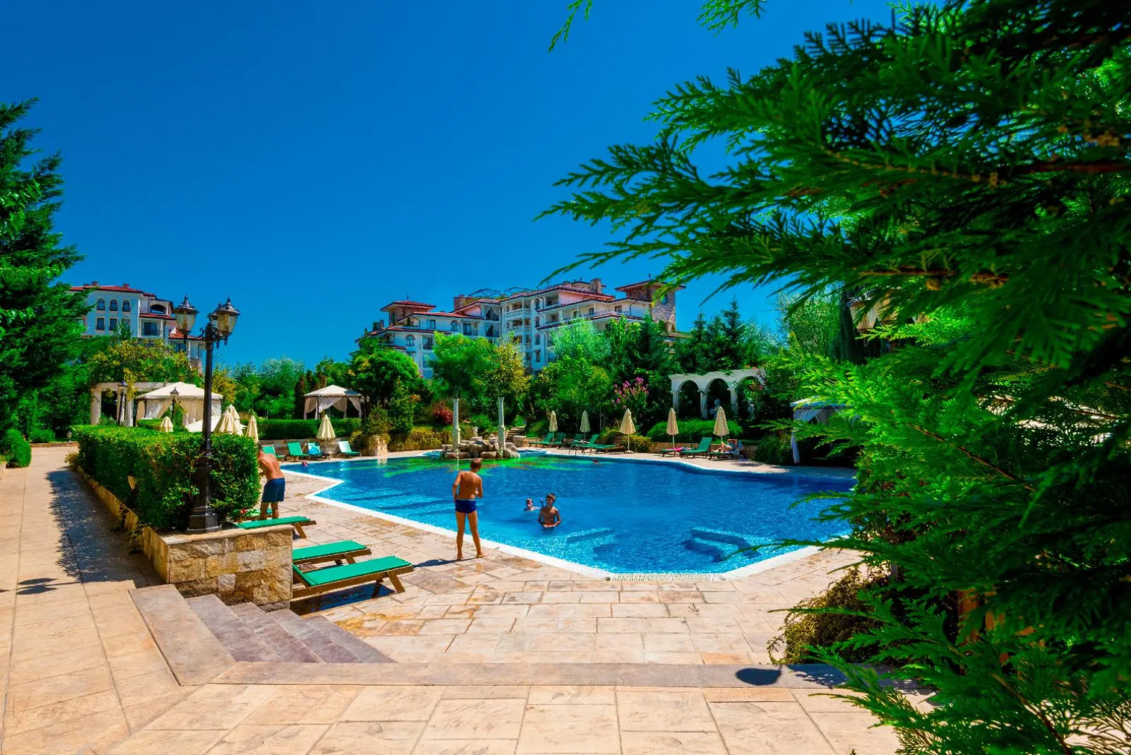 Esteban VIP Residence Club