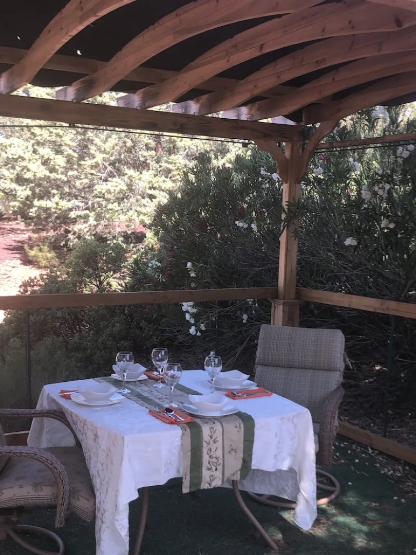 Beautiful Home with Red Rock View