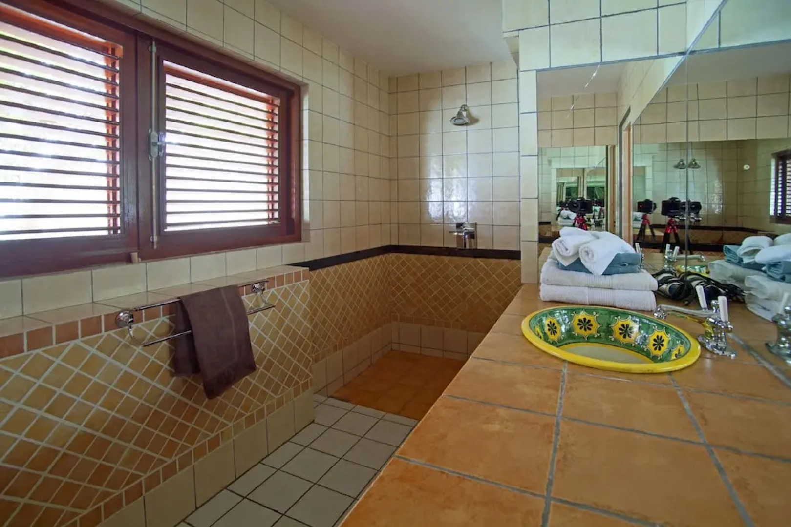 Sun Reef Village on Sea